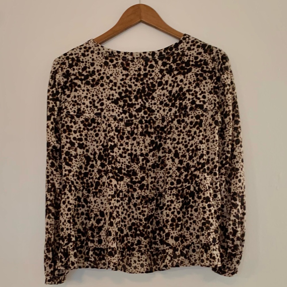 Xirena Leopard Leighton Top - Picture 2 of 6